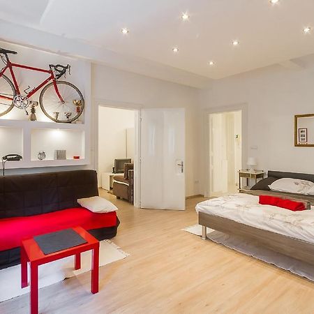 Apartment Red Bike Zagreb Room photo