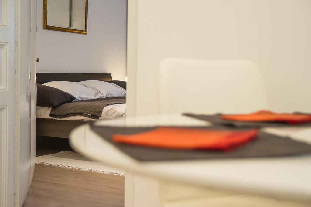 Apartment Red Bike Zagreb Room photo