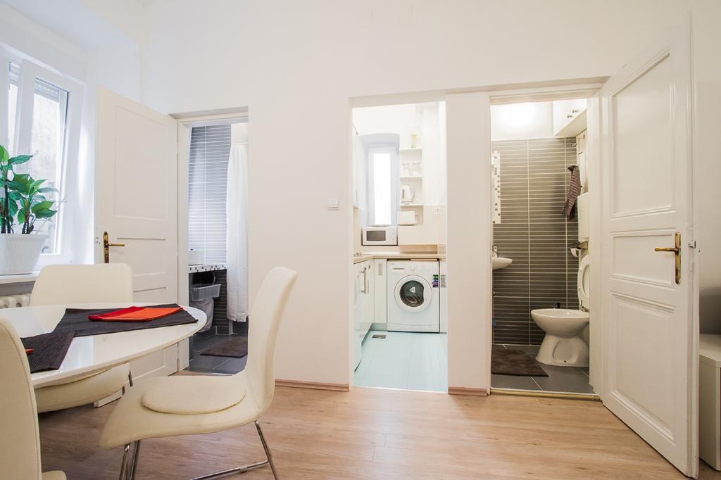 Apartment Red Bike Zagreb Room photo